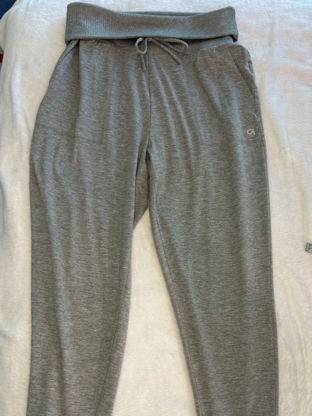 Gapfit brush tech jersey ankle joggers light heather gray Small Fold over waist